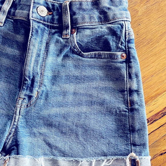 AE High-Waisted Denim Short Size 00 - Picture 9 of 9